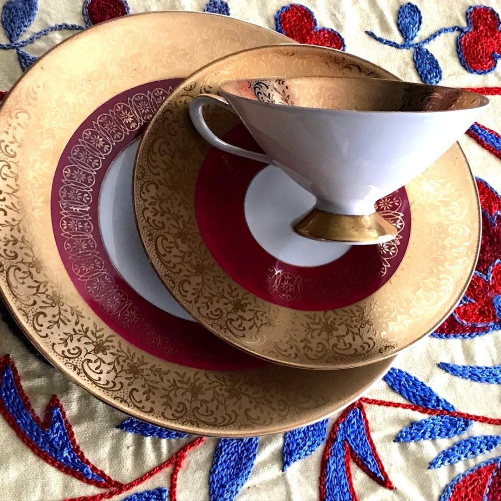 Elerthal Bavaria Currant Red & Gold Fine China Teacup w/ saucer + plate